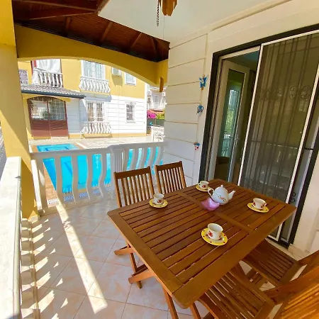 Fethiye'de Sahil Ve Sehirici Birarada... Apartment Fethiye
